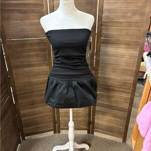 Madden Girl Black Strapless Bubble Hem Dress